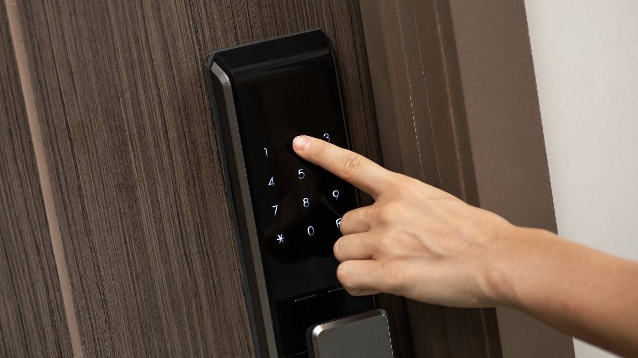 Imagem Fechadura eletrônica para apartamento: segurança, tecnologia e praticidade no dia a dia